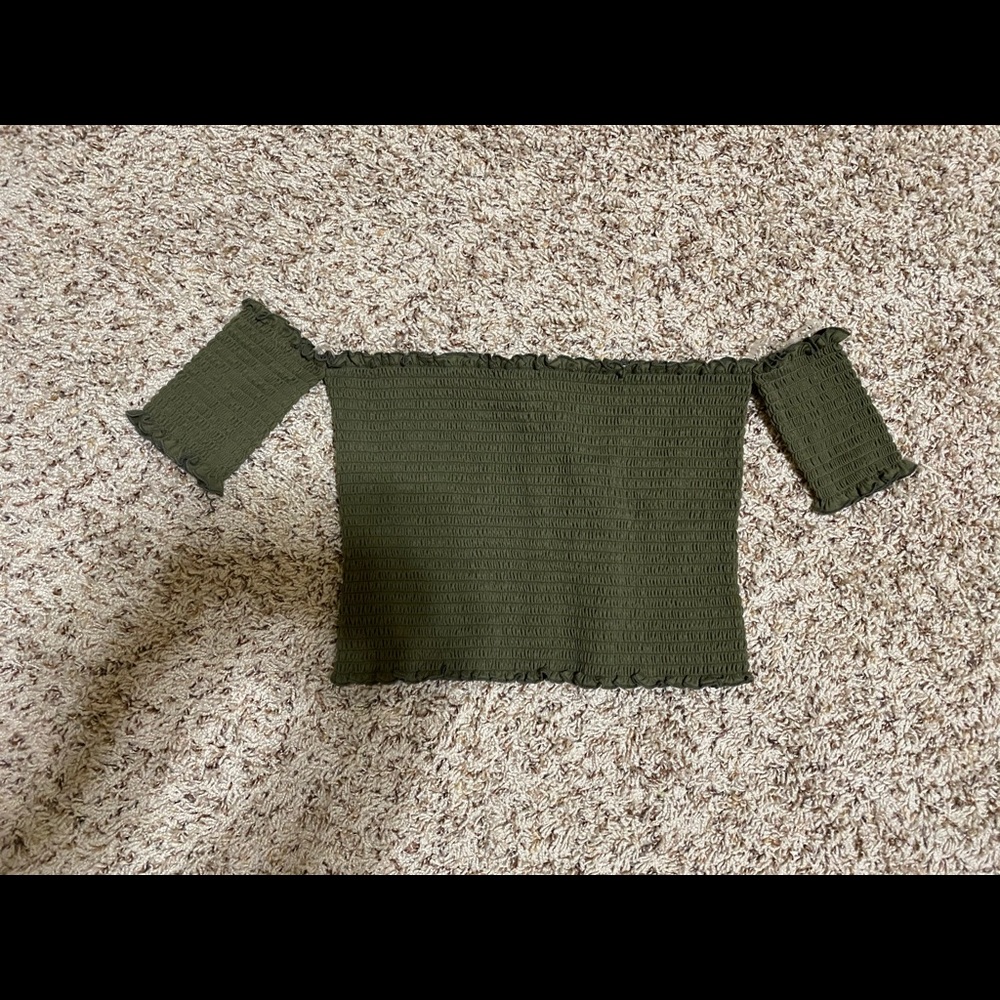 Off shoulder crop top